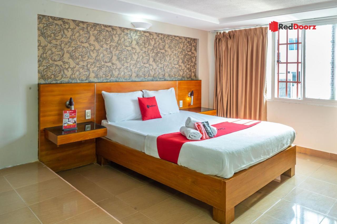 เรดดอร์ซ เนียร์ ตันดิญมาร์เก็ต 3 Hotel โฮจิมินห์ซิตี้ ภายนอก รูปภาพ