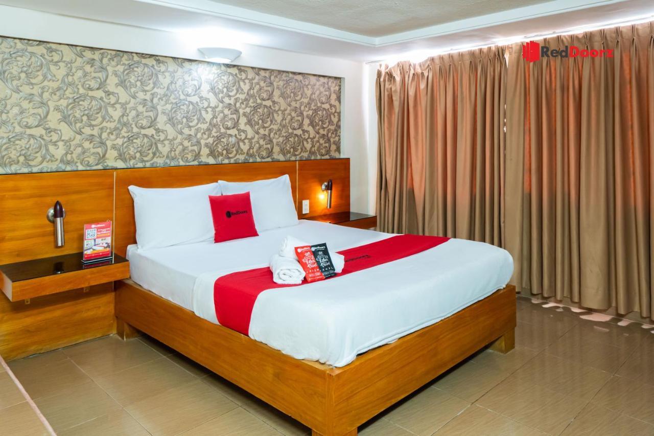 เรดดอร์ซ เนียร์ ตันดิญมาร์เก็ต 3 Hotel โฮจิมินห์ซิตี้ ภายนอก รูปภาพ